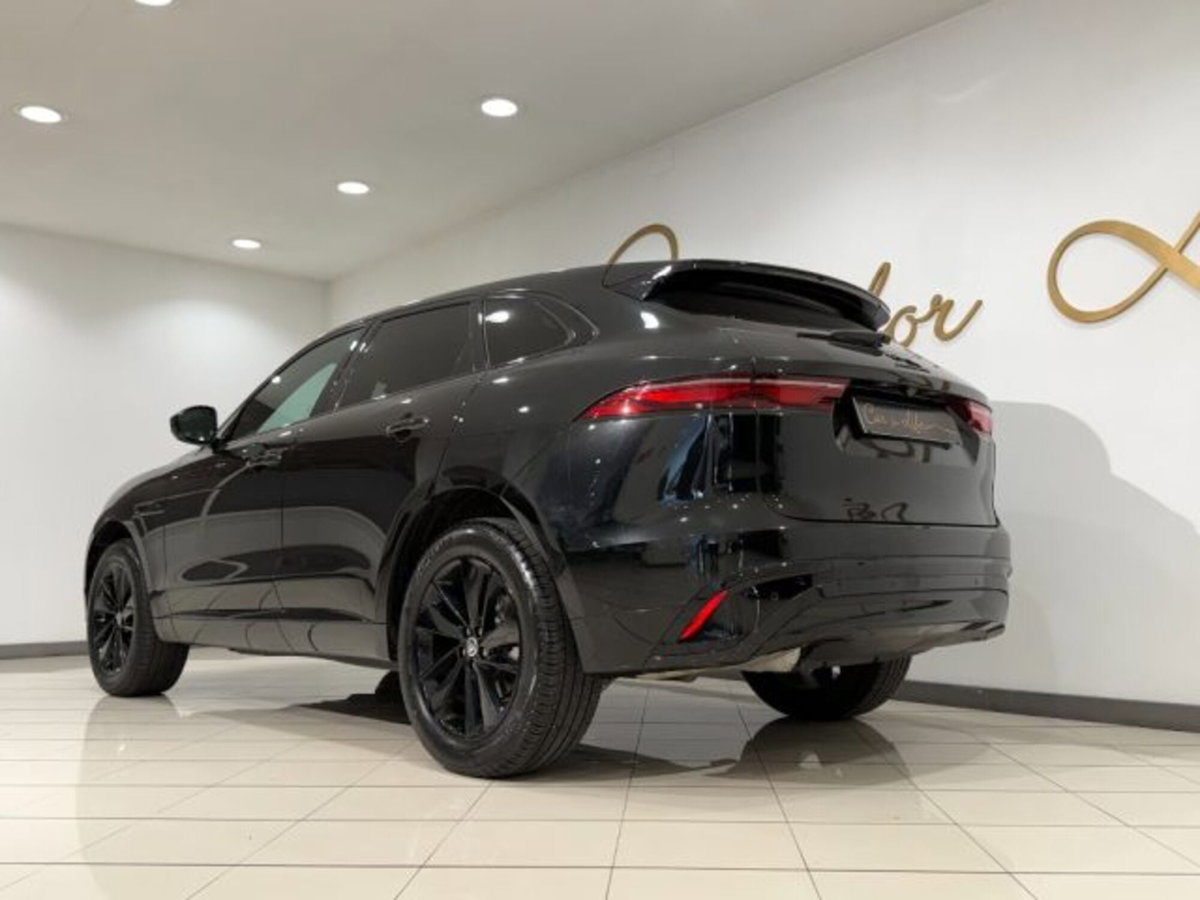 Jaguar F-Pace 2.0 D 204 CV AWD aut. R-Dynamic Black (8)
