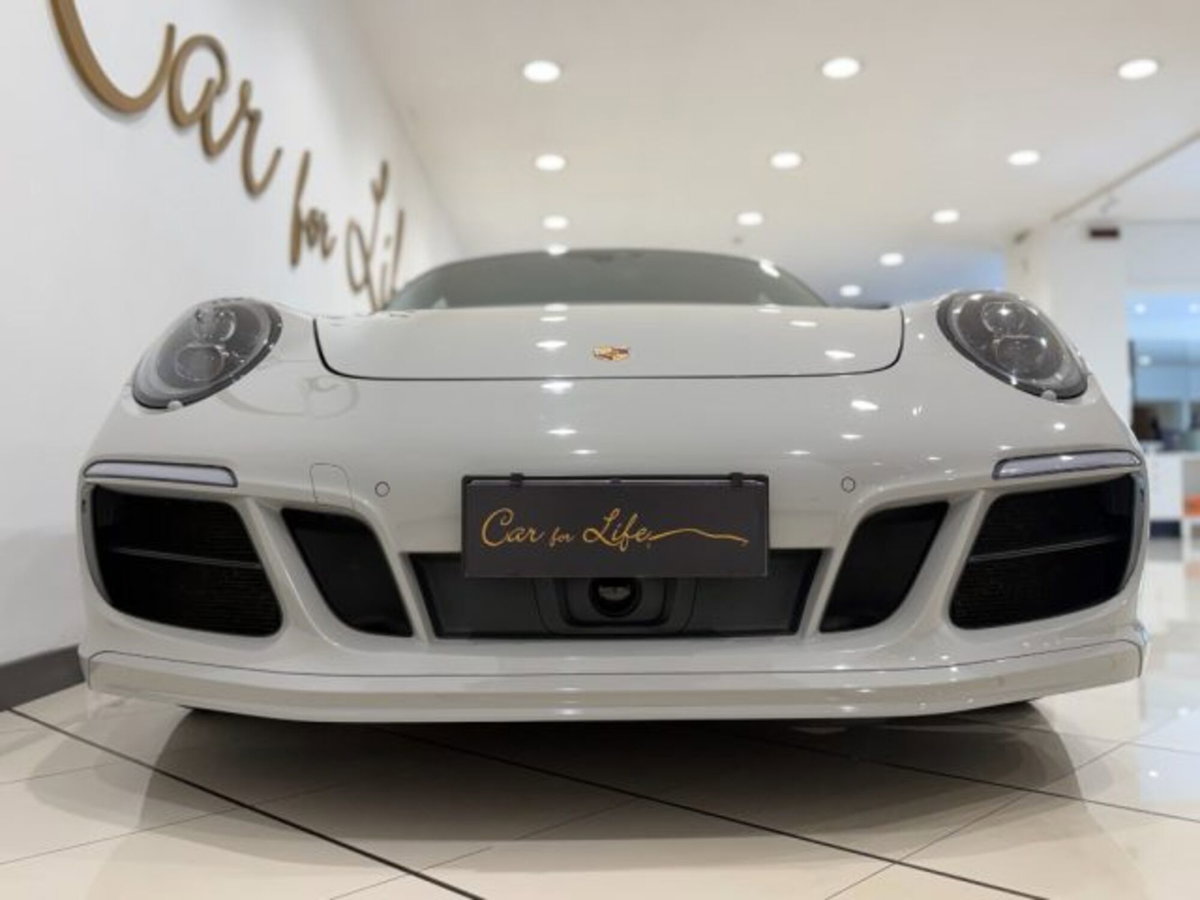 Porsche 911 Cabrio 3.0 Carrera 4 GTS (11)
