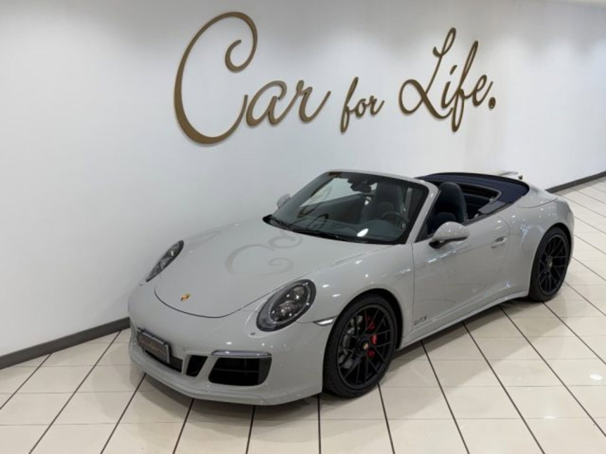 Porsche 911 Cabrio 3.0 Carrera 4 GTS (3)