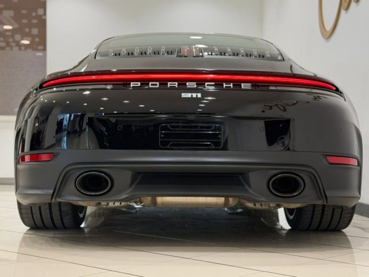 Porsche 911 Coupé 3.0 Carrera 394cv auto (8)