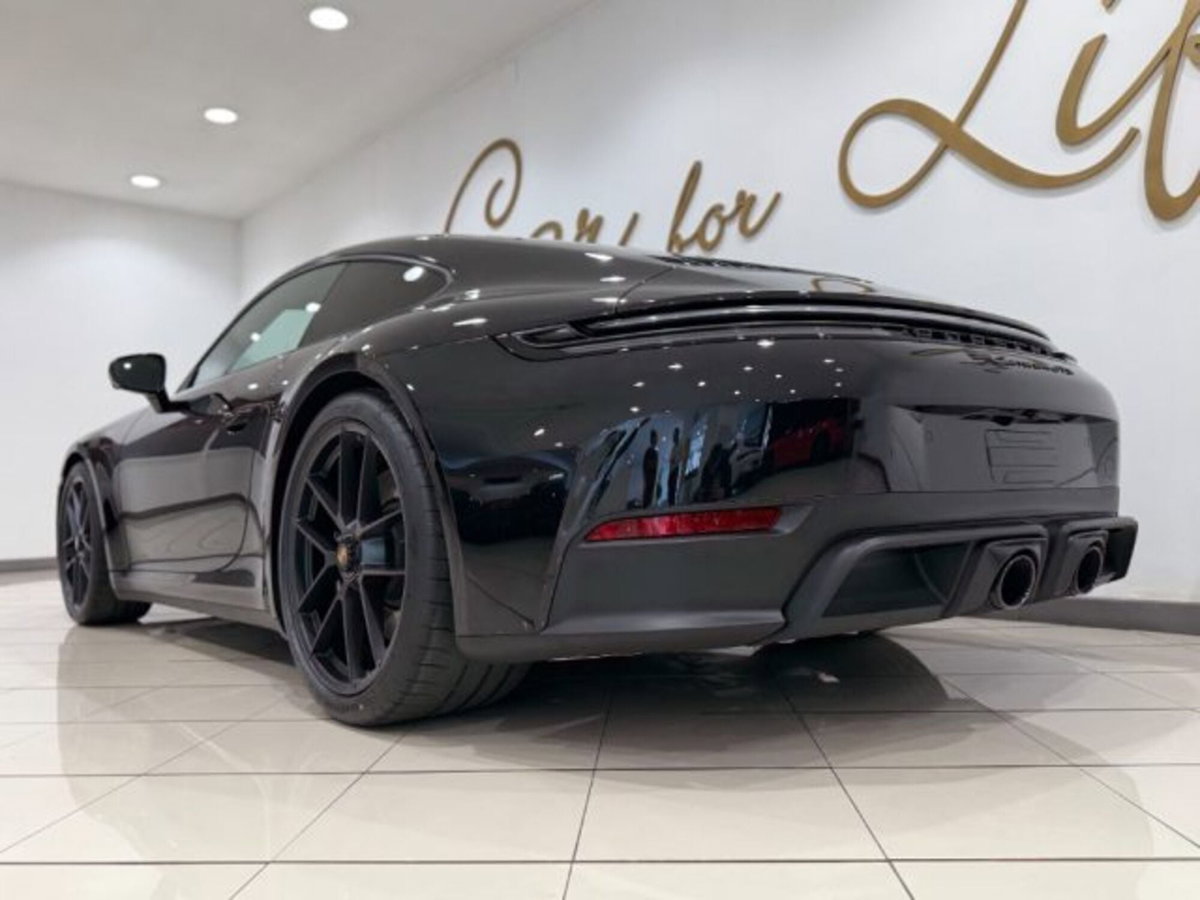 Porsche 911 Coupé 3.6 Carrera 4 GTS auto (14)