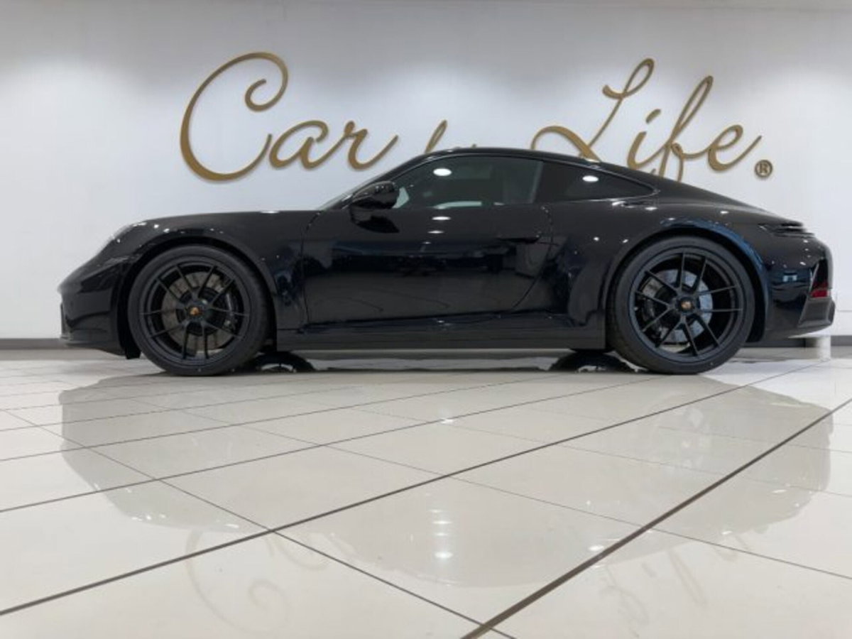 Porsche 911 Coupé 3.6 Carrera 4 GTS auto (8)
