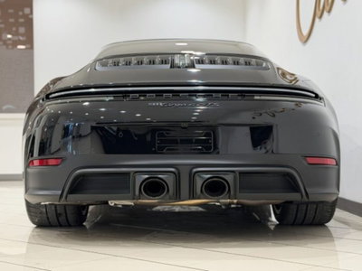 Porsche 911 Cabrio Targa 3.6 4 GTS auto (13)
