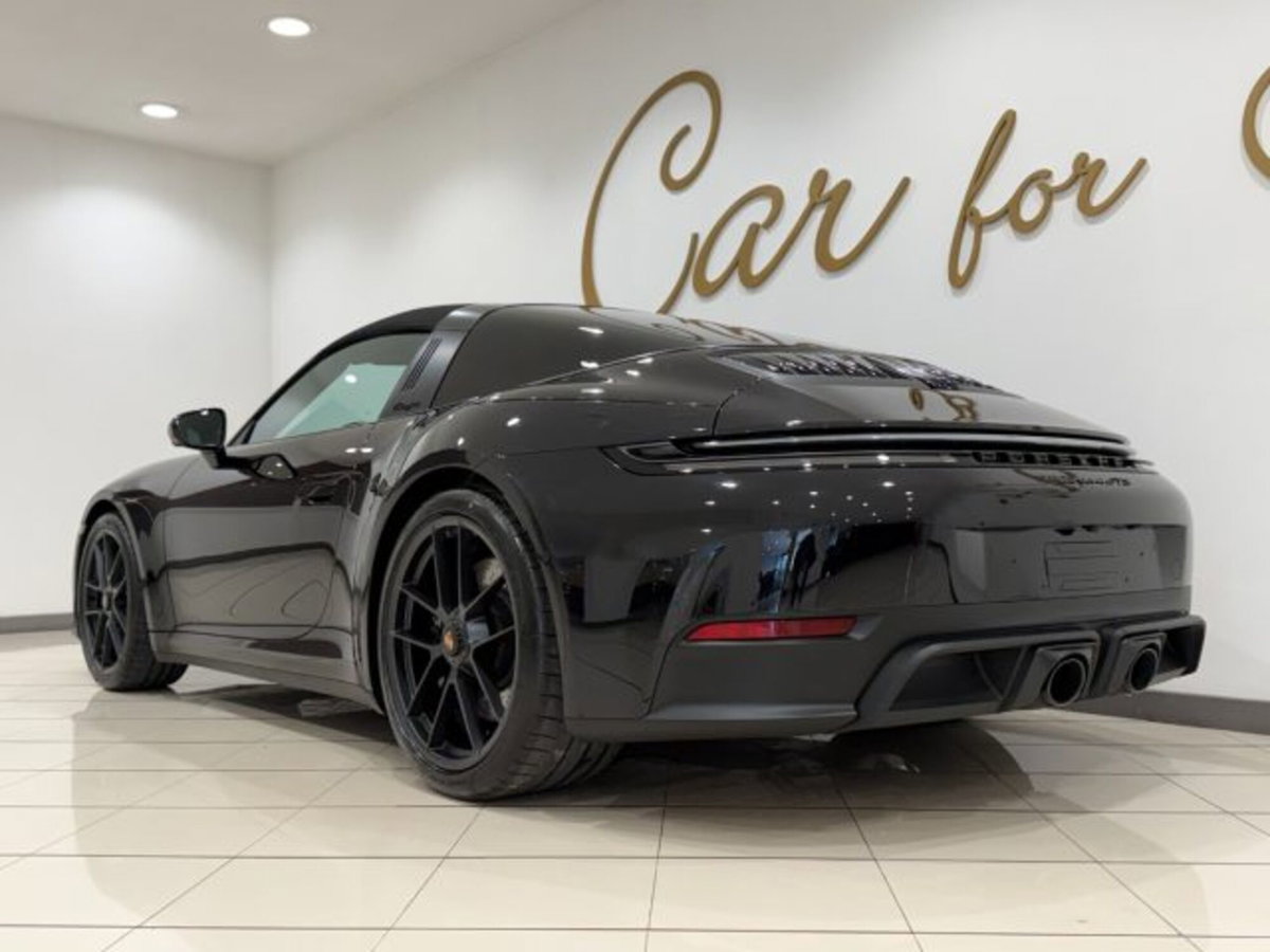 Porsche 911 Cabrio Targa 3.6 4 GTS auto (16)