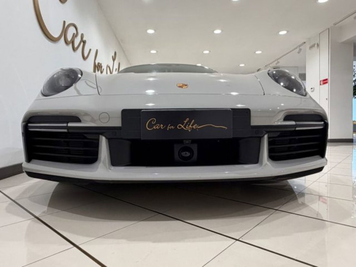 Porsche 911 Cabrio Cabrio 3.7 Turbo S auto (6)