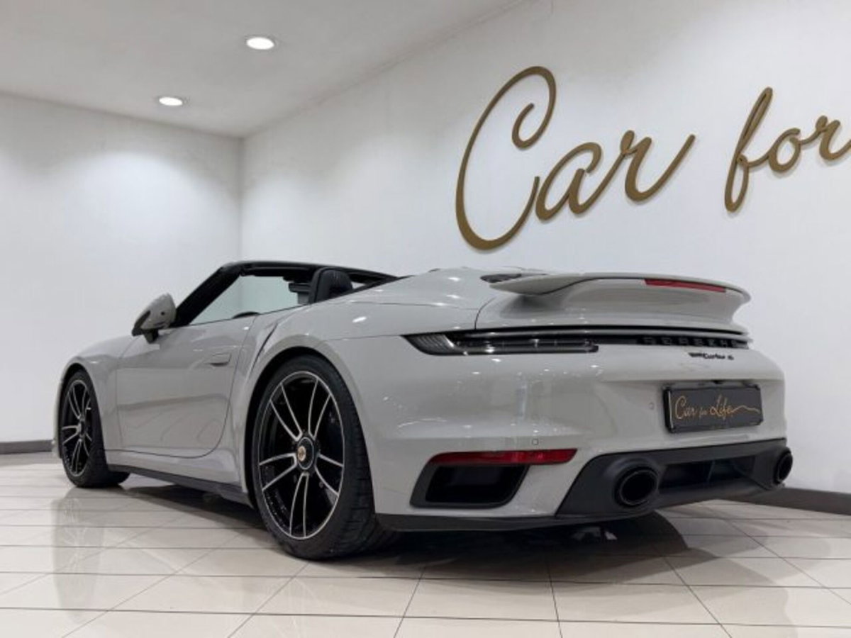 Porsche 911 Cabrio Cabrio 3.7 Turbo S auto (8)