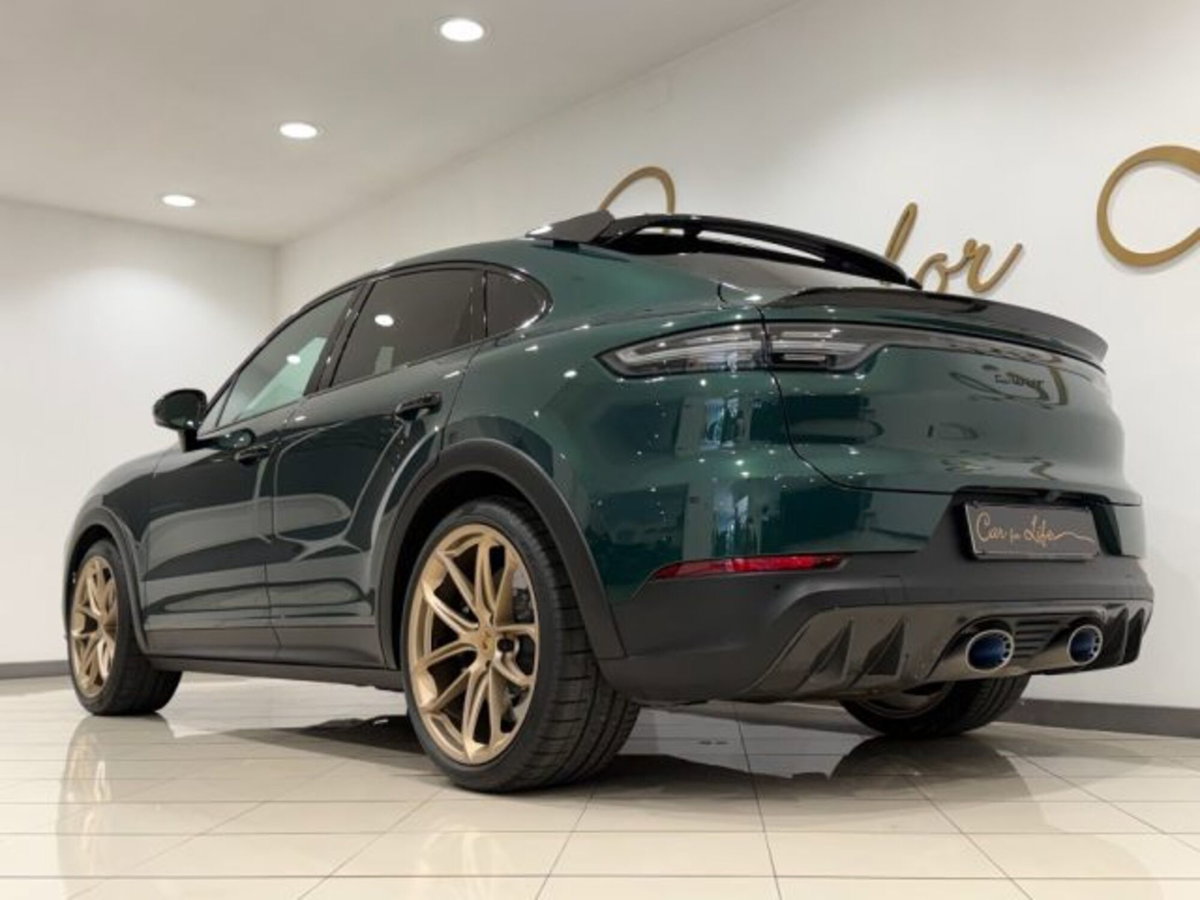 Porsche Cayenne Coupé 4.0 Turbo GT (11)