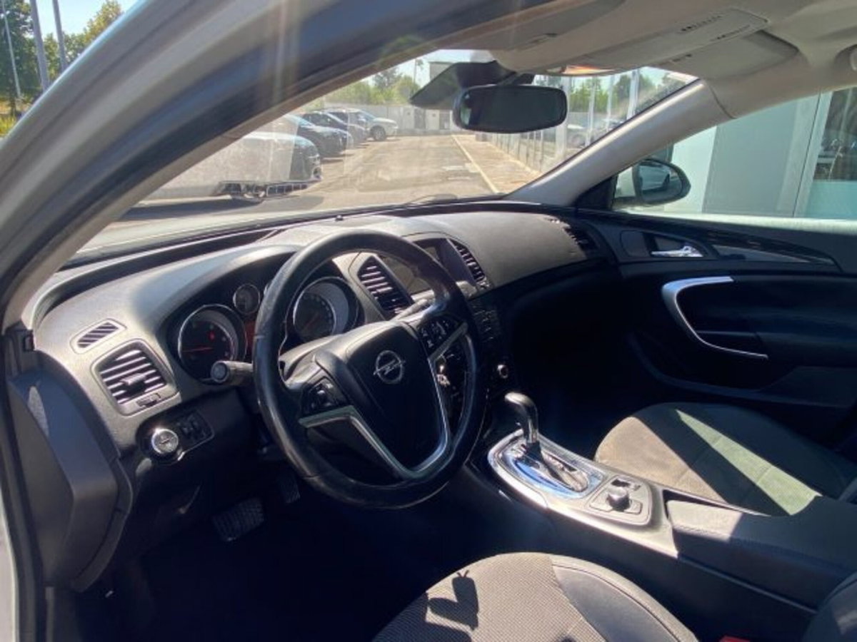 Opel Insignia Station Wagon CDTI Sports aut. Cosmo (11)