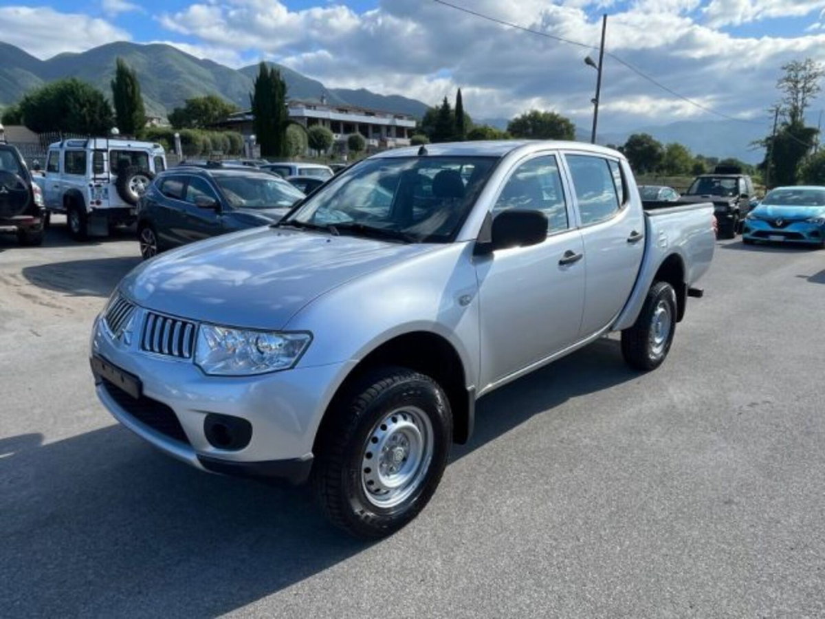 Mitsubishi L200 2.5 DI-D/136CV Double Cab Intense (10)