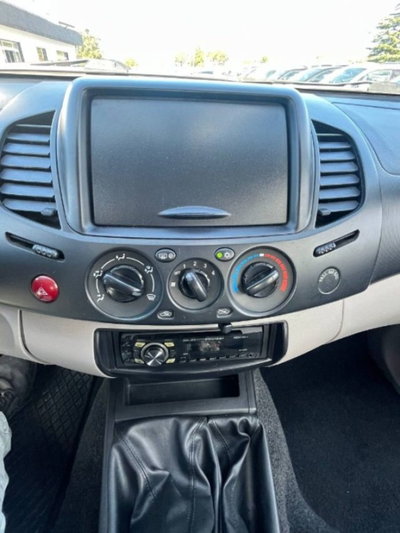 Mitsubishi L200 2.5 DI-D/136CV Double Cab Intense (18)
