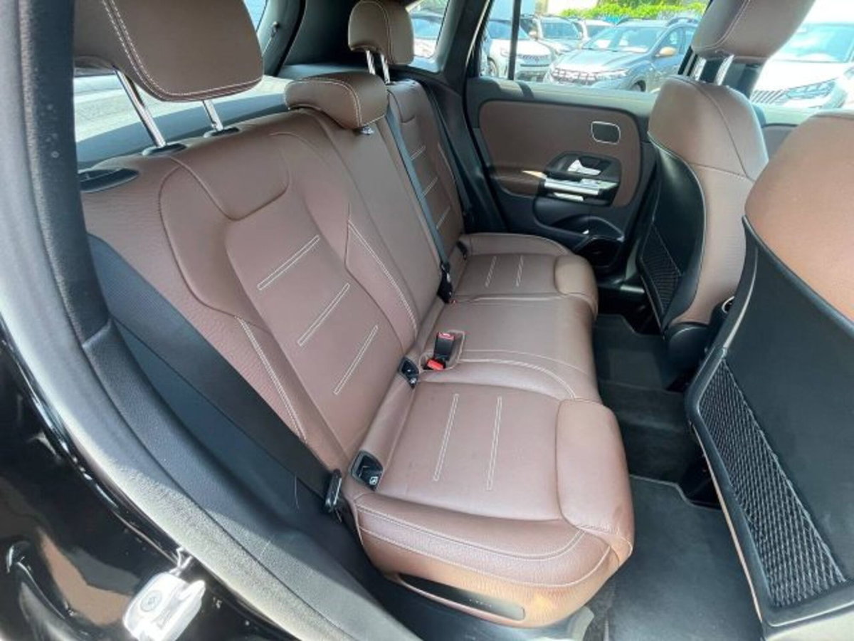 Mercedes-Benz GLA SUV 200 d Progressive Advanced Plus 4matic auto (10)