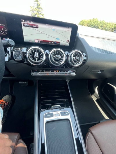 Mercedes-Benz GLA SUV 200 d Progressive Advanced Plus 4matic auto (17)
