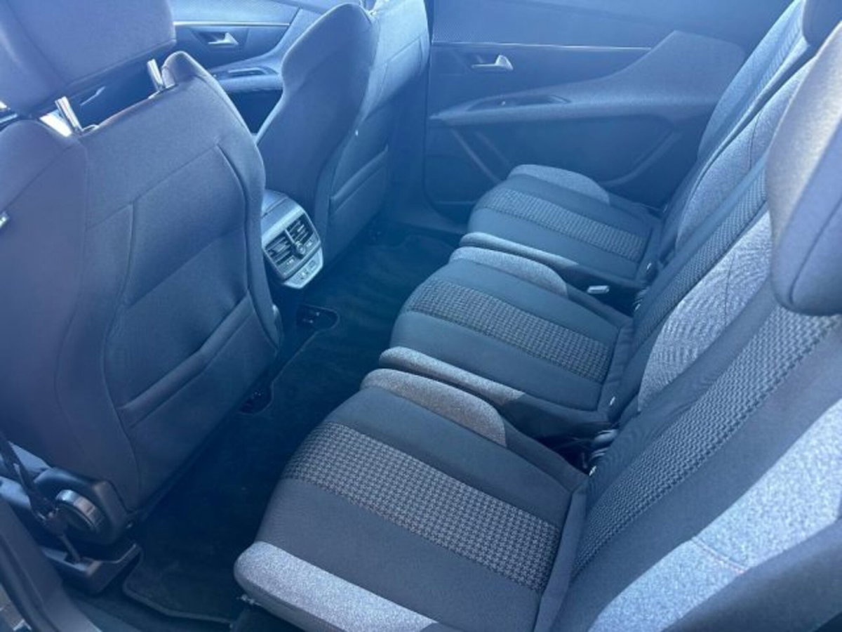 Peugeot 5008 BlueHDi 130 S&S EAT8 Active Business (8)
