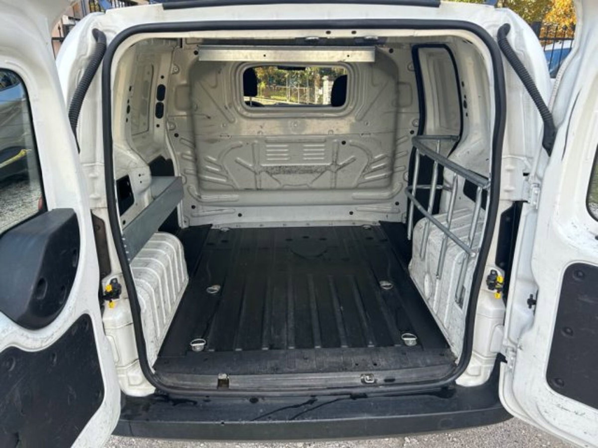 Fiat Fiorino 1.3 MJT 80CV Cargo (5)