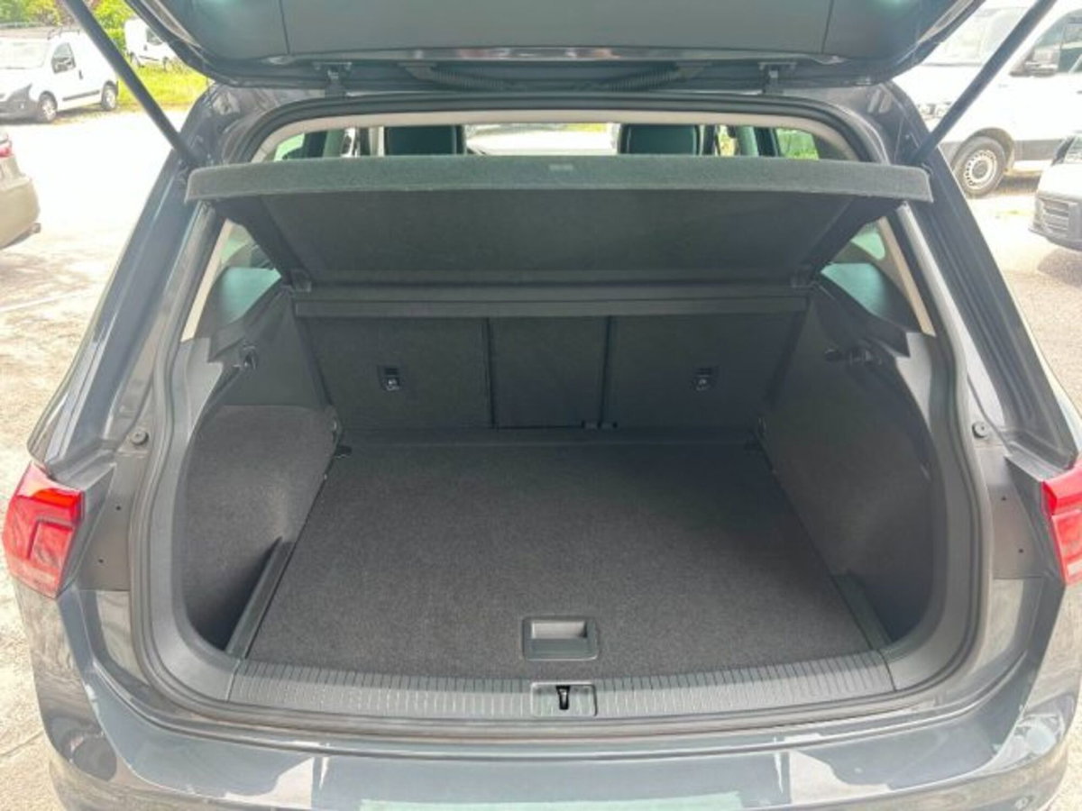 Volkswagen Tiguan 2.0 TDI 150 CV SCR DSG 4MOTION Life (5)