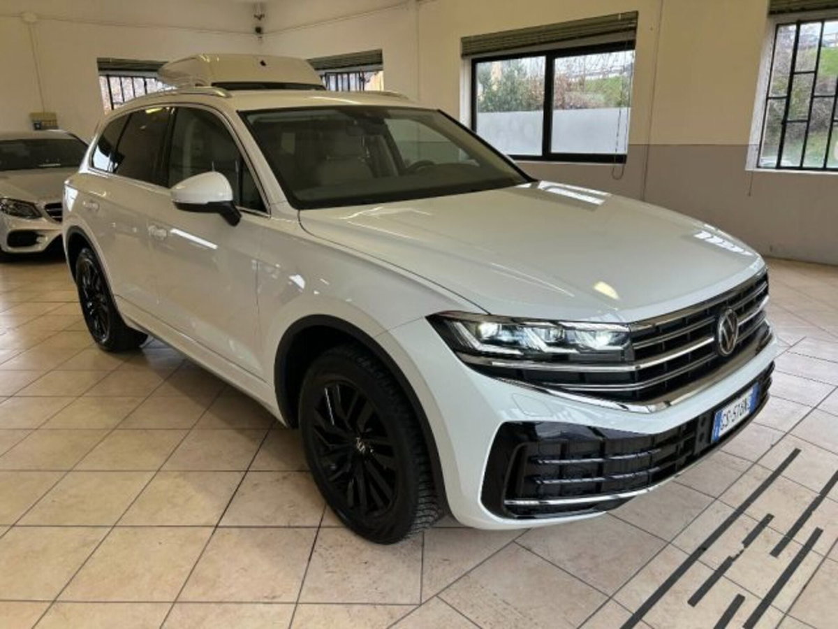 Volkswagen Touareg 3.0 V6 TDI SCR Elegance (2)
