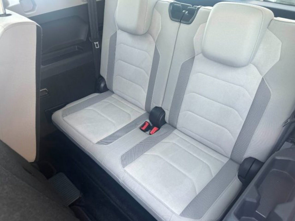 Volkswagen Tiguan Allspace 2.0 TDI SCR DSG 4MOTION Elegance (12)