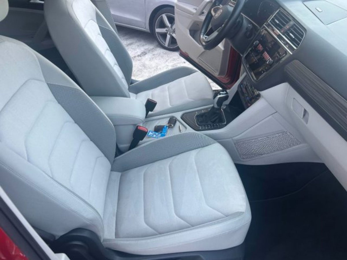 Volkswagen Tiguan Allspace 2.0 TDI SCR DSG 4MOTION Elegance (9)