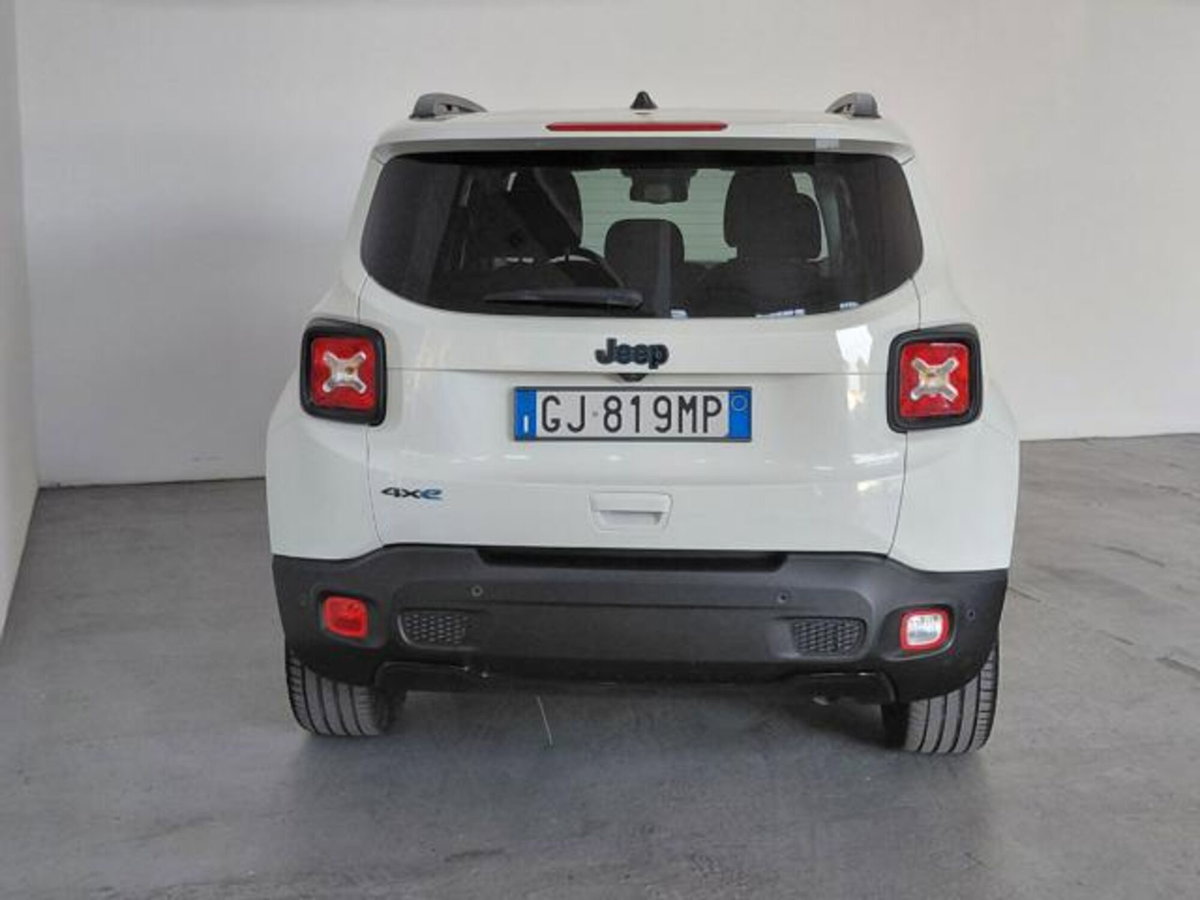Jeep Renegade 1.3 T4 190CV PHEV 4xe AT6 Limited (12)