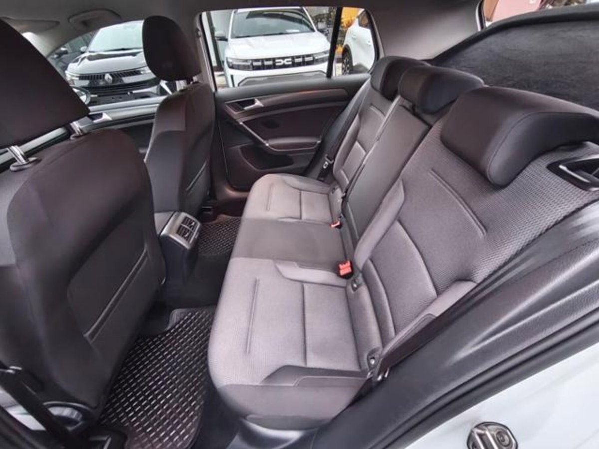 Volkswagen Golf 1.5 TGI DSG 5p. Business BlueMotion Technology (11)