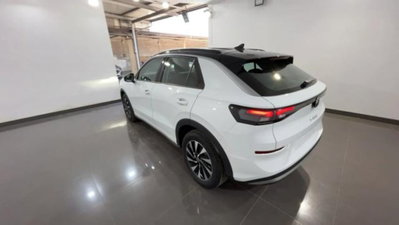 Volkswagen T-Roc 1.5 etsi Life 115cv dsg (2)