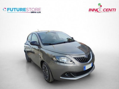 Lancia Ypsilon 1.0 FireFly 5 porte S&S Hybrid Gold Plus usata