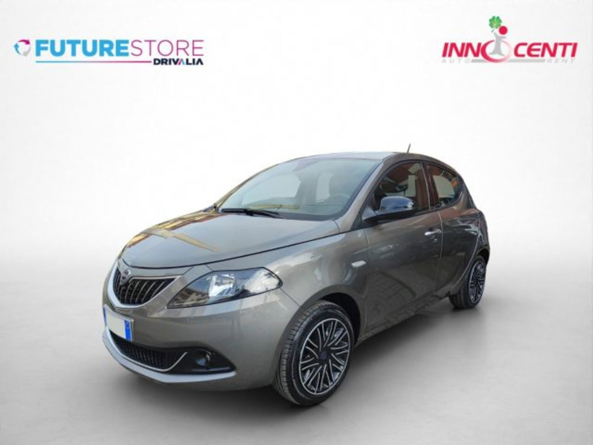 Lancia Ypsilon 1.0 FireFly 5 porte S&S Hybrid Gold Plus (3)