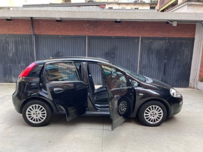 Fiat Punto 1.3 MJT II 75 CV 5 porte Easy (4)