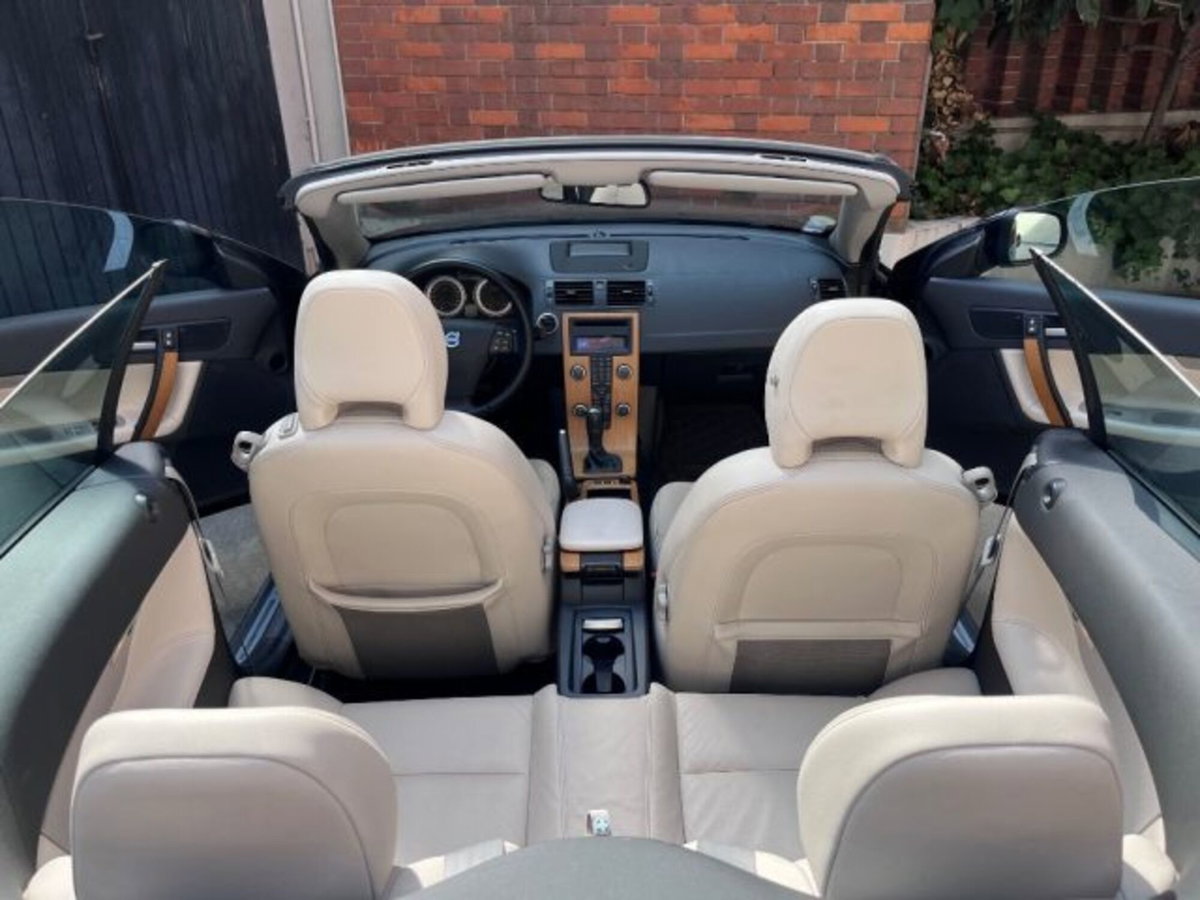 Volvo C70 D3 Geartronic Summum (12)