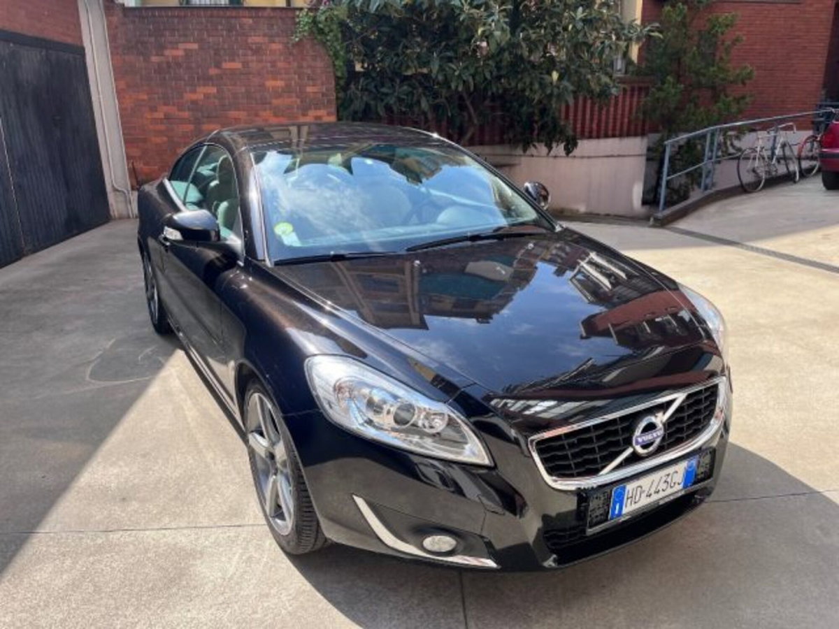 Volvo C70 D3 Geartronic Summum (3)