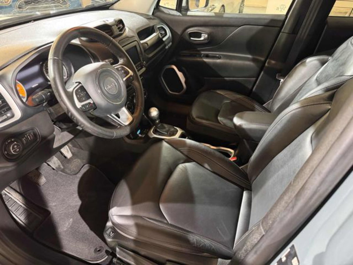 Jeep Renegade 2.0 Mjt 140CV 4WD Active Drive Limited (13)
