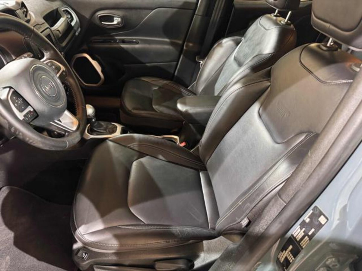 Jeep Renegade 2.0 Mjt 140CV 4WD Active Drive Limited (14)