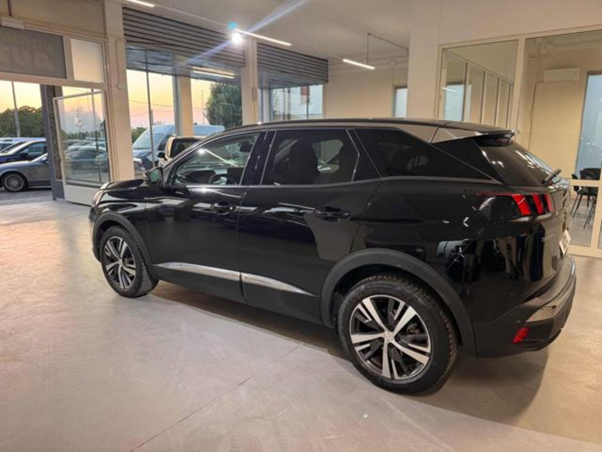 Peugeot 3008 BlueHDi 130 S&S EAT8 Allure Pack (5)
