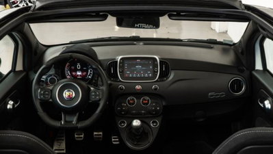 Abarth 595 Cabrio 595 C 1.4 Turbo T-Jet 180 CV Competizione (15)
