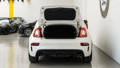 Abarth 595 Cabrio 595 C 1.4 Turbo T-Jet 180 CV Competizione (19)