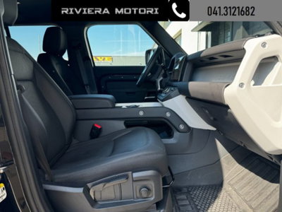 Land Rover Defender 110 3.0D I6 200 CV AWD Auto S (10)