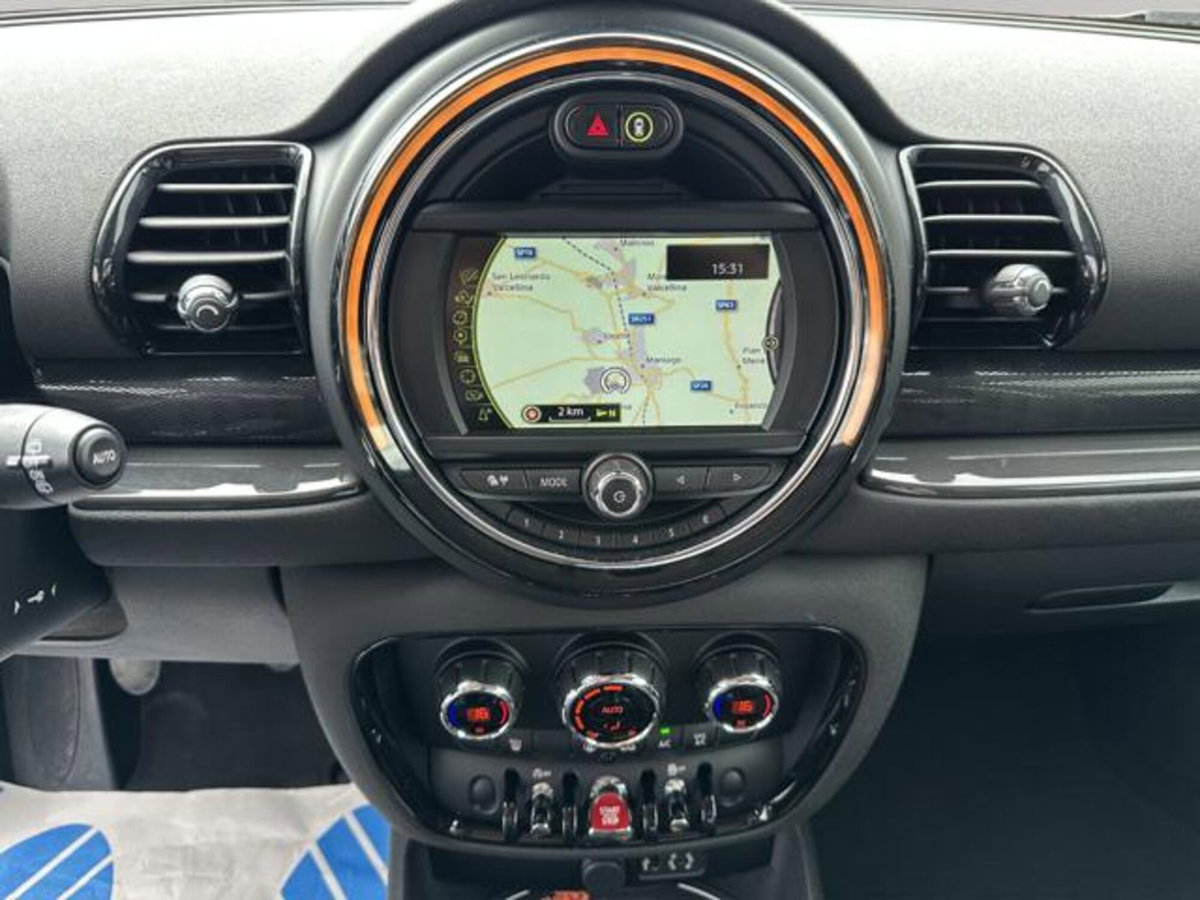 MINI Mini Clubman 2.0 Cooper D Business Clubman (11)
