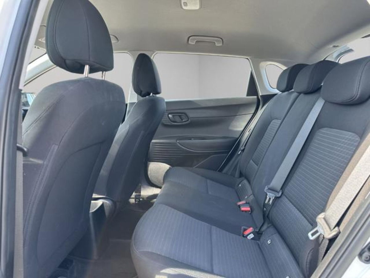 Hyundai i20 1.2 mpi Connectline mt (13)