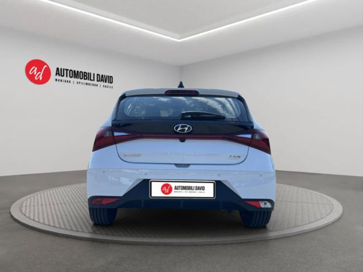Hyundai i20 1.2 mpi Connectline mt (6)