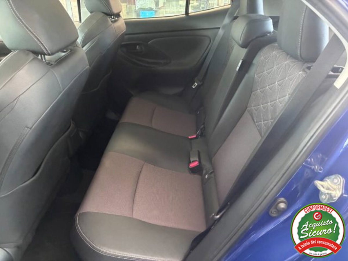 Toyota Yaris Cross 1.5 Hybrid 5p. E-CVT Lounge (13)