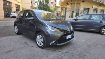 Toyota Aygo 1.0 VVT-i 69 CV 5 porte x-clusiv usata