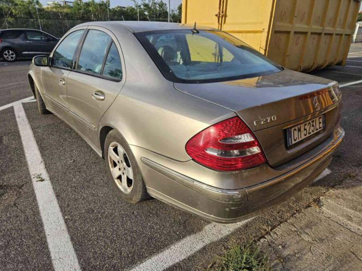 Mercedes-Benz Classe E 270 CDI cat Avantgarde (5)