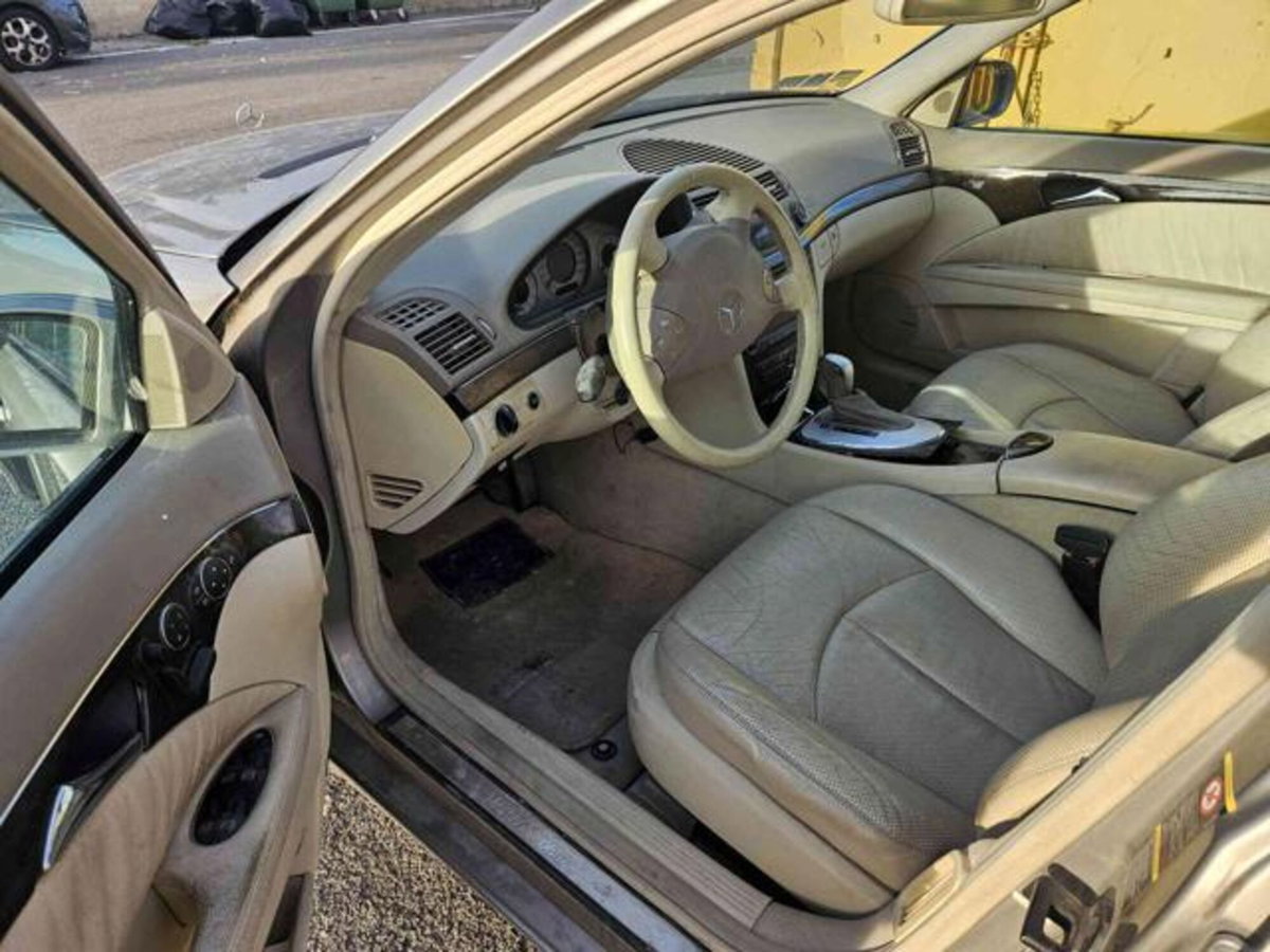 Mercedes-Benz Classe E 270 CDI cat Avantgarde (6)