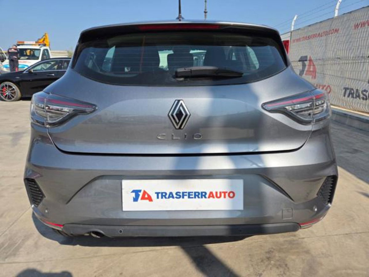 Renault Clio Blue dCi 100 CV 5 porte Evolution (4)