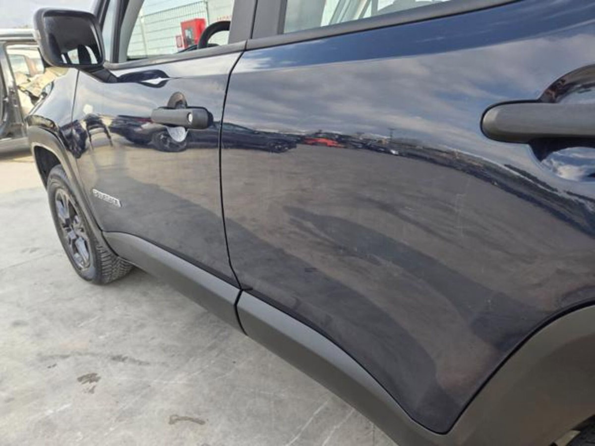 Jeep Renegade 2.0 Mjt 140CV 4WD Active Drive Low Limited (17)