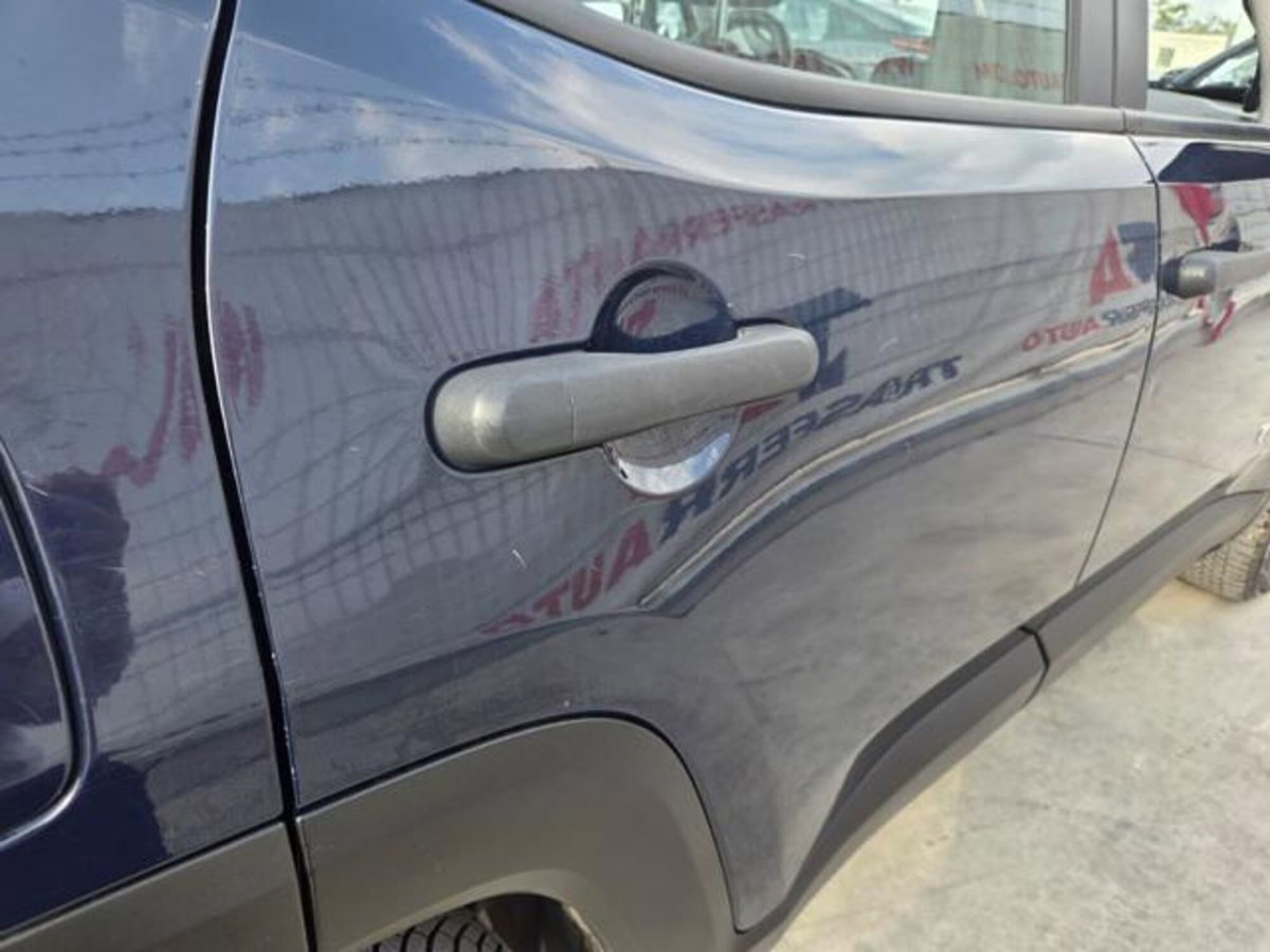Jeep Renegade 2.0 Mjt 140CV 4WD Active Drive Low Limited (18)