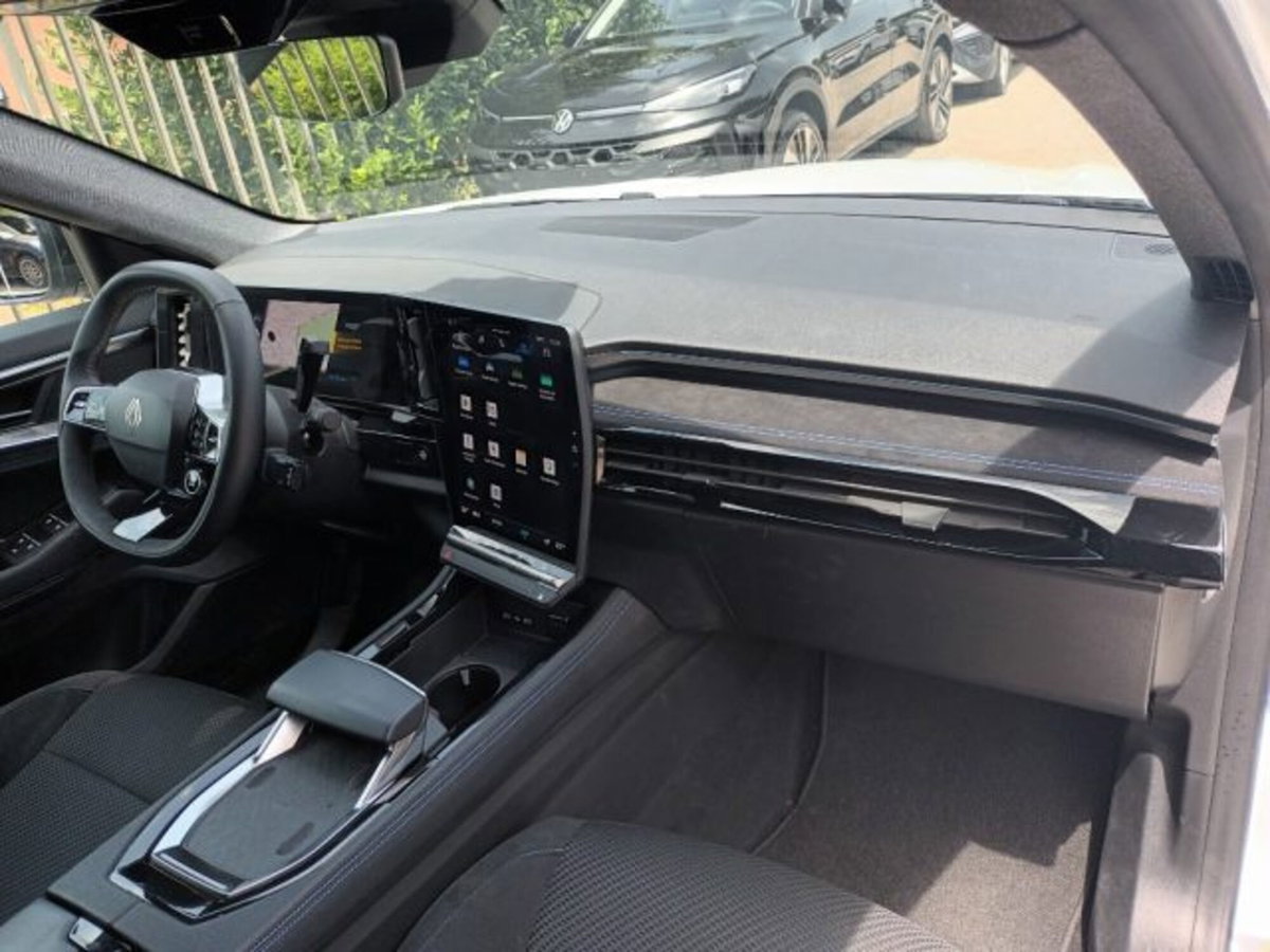 Renault Austral 1.2 full hybrid Techno Esprit Alpine 200cv auto (7)