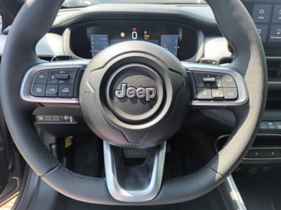 Jeep Avenger 1.2 turbo e-hybrid mhev Upland 4xe 145cv edct6 (13)