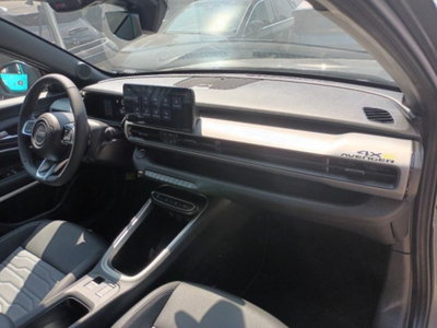 Jeep Avenger 1.2 turbo e-hybrid mhev Upland 4xe 145cv edct6 (7)