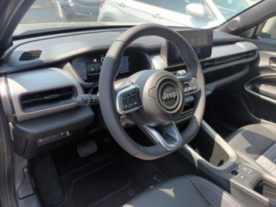 Jeep Avenger 1.2 turbo e-hybrid mhev Upland 4xe 145cv edct6 (8)